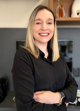 Dra.-Camila-Izabor Dra.-Camila-Izabor